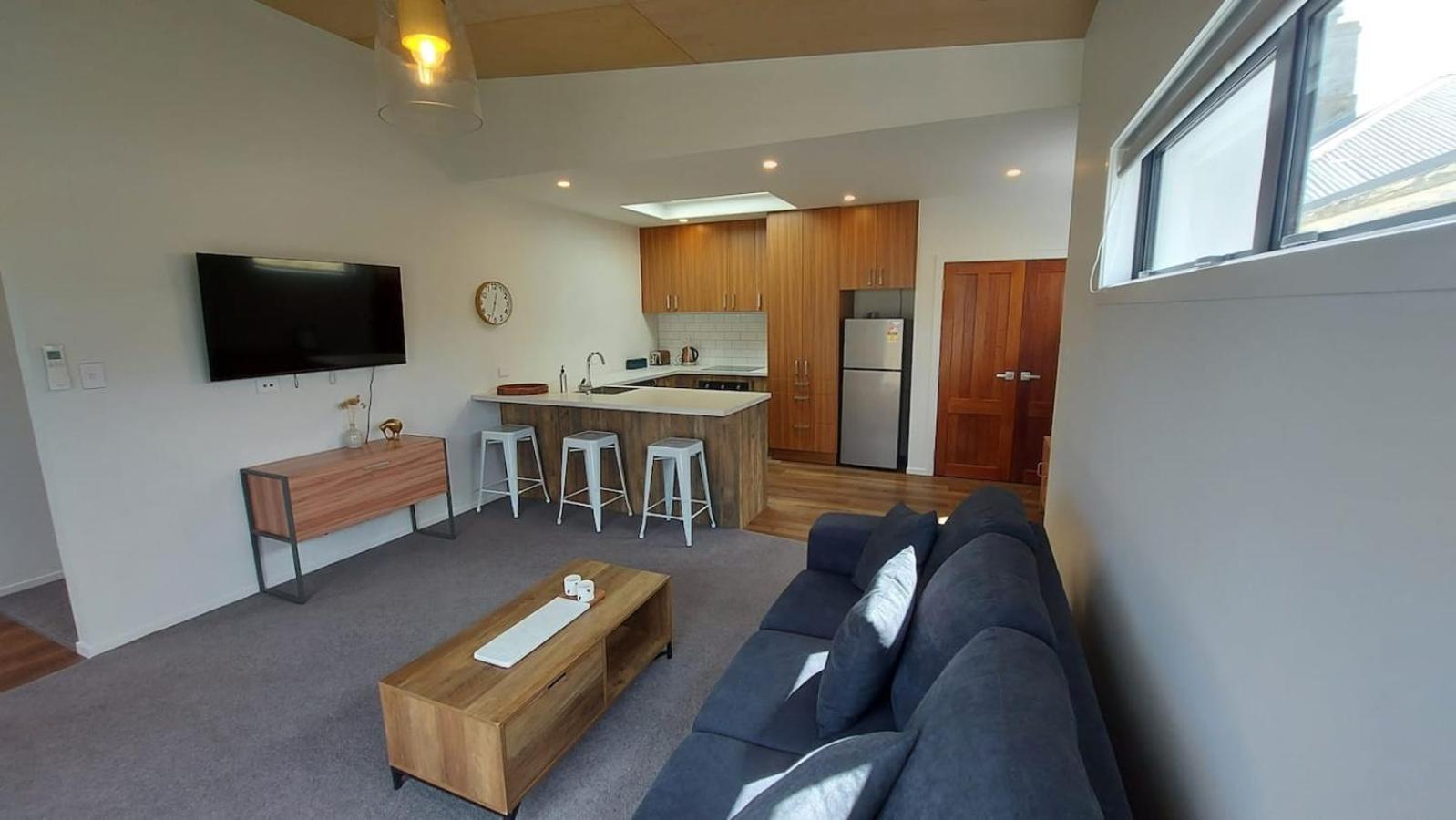 Sleek Suite By The Sand 1-Bedroom Dunedin Buitenkant foto